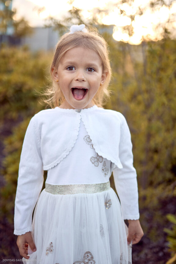 Asmeninė vaiko fotosesija Vilniuje, Vilnius, Japoniškas sodas Vilnius, Amanda Fotografas: Dovydas Gaidamavičius © www.DovydasGaidamavicius.lt www.Dovis.lt