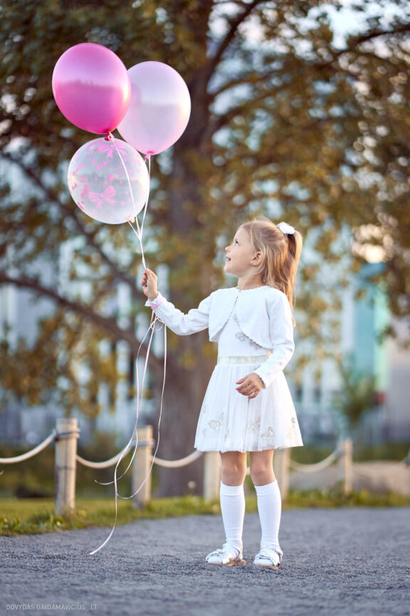 Asmeninė vaiko fotosesija Vilniuje, Vilnius, Japoniškas sodas Vilnius, Amanda Fotografas: Dovydas Gaidamavičius © www.DovydasGaidamavicius.lt www.Dovis.lt