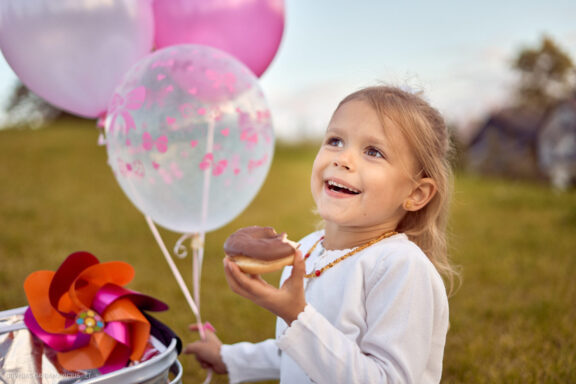 Asmeninė vaiko fotosesija Vilniuje, Vilnius, Japoniškas sodas Vilnius, Amanda Fotografas: Dovydas Gaidamavičius © www.DovydasGaidamavicius.lt www.Dovis.lt