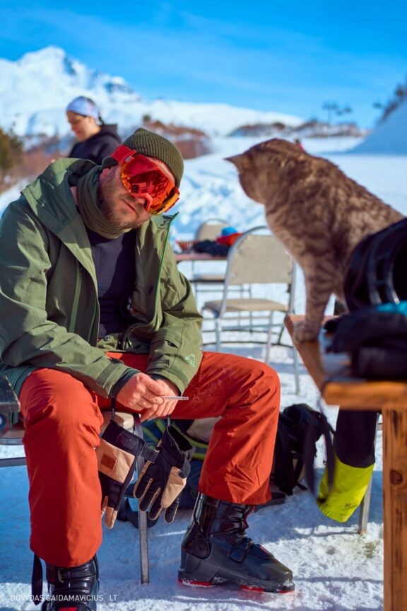 Gruzija, Sakartvelas, Mestia, Svaneti, Kelionė, Kalnai, Slidinėjimas, Žiema Fotografas: Dovydas Gaidamavičius Dovis www.Dovis.lt © www.DovydasGaidamavicius.lt  @DGaidamavicius