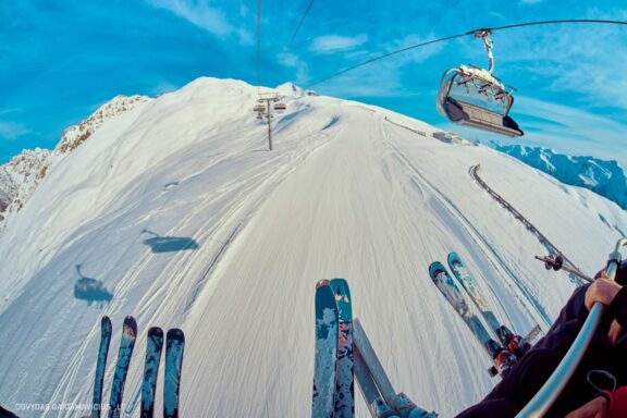 Gruzija, Sakartvelas, Mestia, Svaneti, Kelionė, Kalnai, Slidinėjimas, Žiema Fotografas: Dovydas Gaidamavičius Dovis www.Dovis.lt © www.DovydasGaidamavicius.lt  @DGaidamavicius