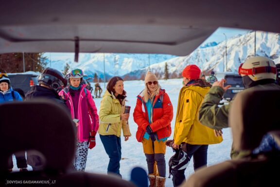 Gruzija, Sakartvelas, Mestia, Svaneti, Kelionė, Kalnai, Slidinėjimas, Žiema Fotografas: Dovydas Gaidamavičius Dovis www.Dovis.lt © www.DovydasGaidamavicius.lt  @DGaidamavicius