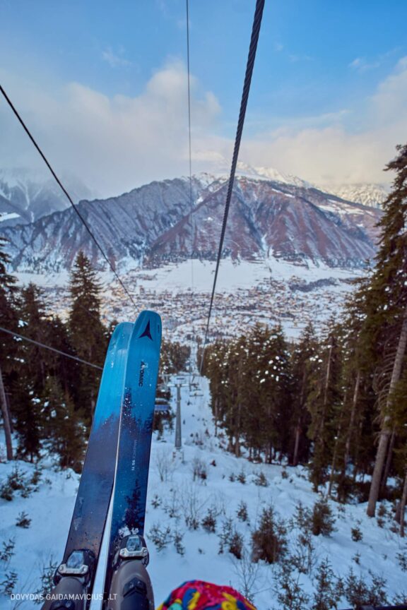 Gruzija, Sakartvelas, Mestia, Svaneti, Kelionė, Kalnai, Slidinėjimas, Žiema Fotografas: Dovydas Gaidamavičius Dovis www.Dovis.lt © www.DovydasGaidamavicius.lt  @DGaidamavicius