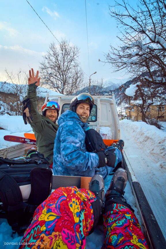 Gruzija, Sakartvelas, Mestia, Svaneti, Kelionė, Kalnai, Slidinėjimas, Žiema Fotografas: Dovydas Gaidamavičius Dovis www.Dovis.lt © www.DovydasGaidamavicius.lt  @DGaidamavicius