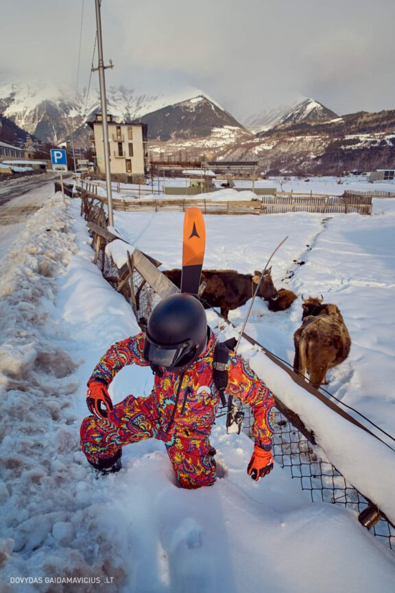 Gruzija, Sakartvelas, Mestia, Svaneti, Kelionė, Kalnai, Slidinėjimas, Žiema Fotografas: Dovydas Gaidamavičius Dovis www.Dovis.lt © www.DovydasGaidamavicius.lt  @DGaidamavicius