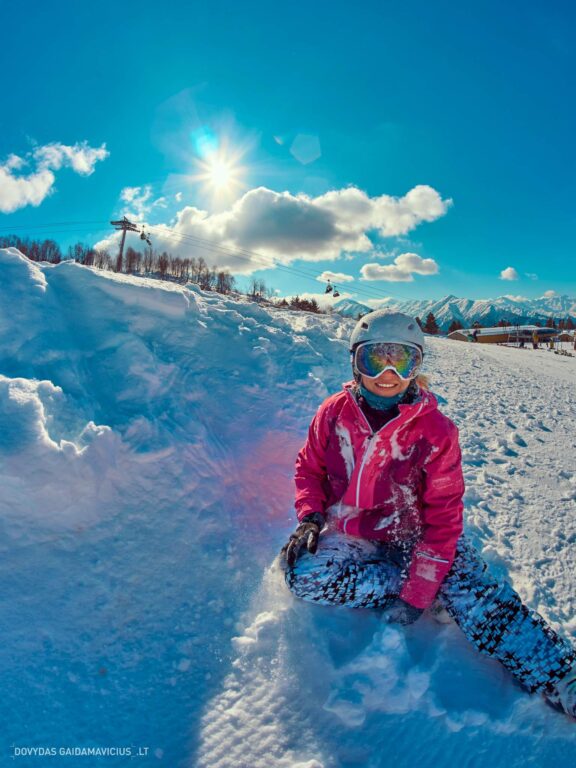 Gruzija, Sakartvelas, Mestia, Svaneti, Kelionė, Kalnai, Slidinėjimas, Žiema Fotografas: Dovydas Gaidamavičius Dovis www.Dovis.lt © www.DovydasGaidamavicius.lt  @DGaidamavicius