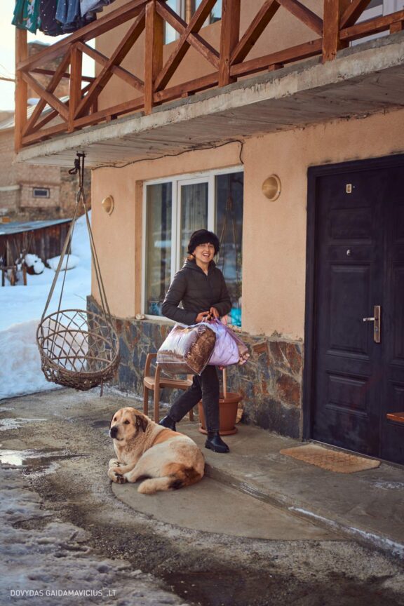 Gruzija, Sakartvelas, Mestia, Svaneti, Kelionė, Kalnai, Slidinėjimas, Žiema Fotografas: Dovydas Gaidamavičius Dovis www.Dovis.lt © www.DovydasGaidamavicius.lt  @DGaidamavicius