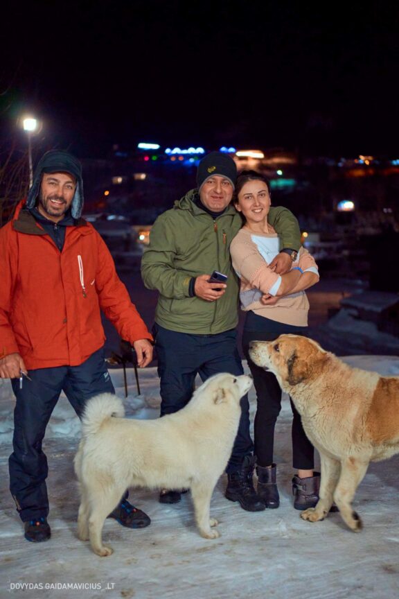 Gruzija, Sakartvelas, Mestia, Svaneti, Kelionė, Kalnai, Slidinėjimas, Žiema Fotografas: Dovydas Gaidamavičius Dovis www.Dovis.lt © www.DovydasGaidamavicius.lt  @DGaidamavicius