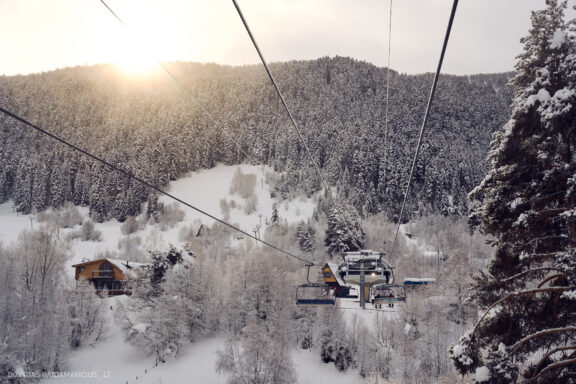 Sakartvelas, Gruzija, Mestia, Svaneti, Kelionė, Kalnai, Slidinėjimas, Žiema 2026 Fotografas: Dovydas Gaidamavičius Dovis www.Dovis.lt © www.DovydasGaidamavicius.lt  @DGaidamavicius