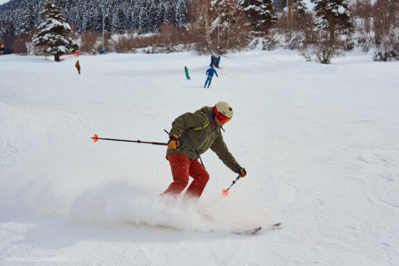 Sakartvelas, Gruzija, Mestia, Svaneti, Kelionė, Kalnai, Slidinėjimas, Žiema 2026 Fotografas: Dovydas Gaidamavičius Dovis www.Dovis.lt © www.DovydasGaidamavicius.lt  @DGaidamavicius